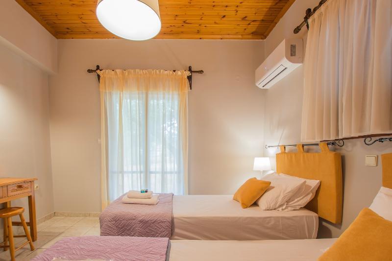 Porto Giardino Apartments Psarou  Екстер'єр фото
